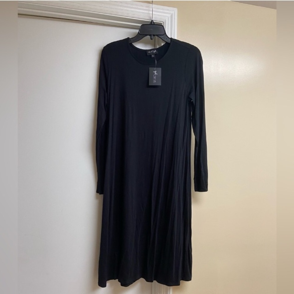 Black Long Sleeve Shift Dress | WUKOgals